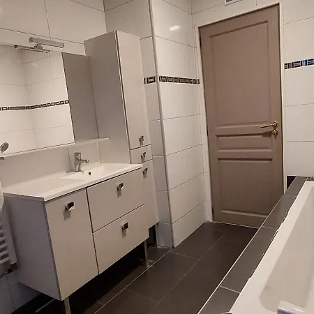 103 M2 Apartment