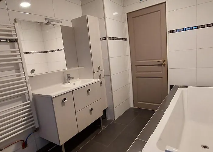 103 M2 Apartment
